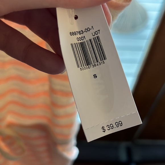 Old Navy striped romper with drawstring waist and pockets - Picture 3 of 3